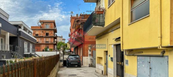 2 Schlafzimmer Wohnung in Rome, Italy, Nr. 294467 3