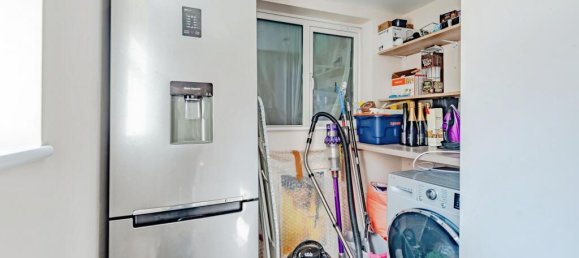 4 bedrooms House in Lingfield, United Kingdom No. 10664 61