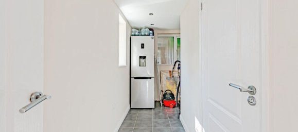 4 bedrooms House in Lingfield, United Kingdom No. 10664 39