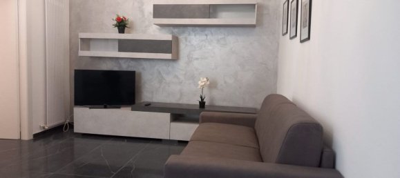 3 rooms Apartment in Pesaro, Italy No. 159642 2