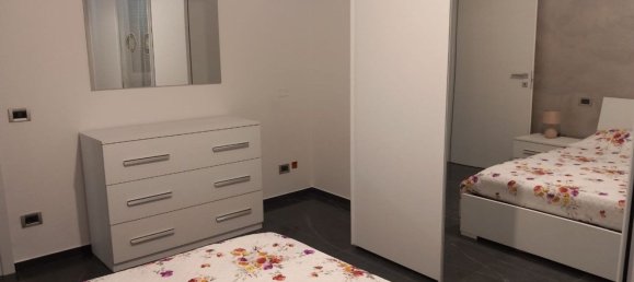 3 rooms Apartment in Pesaro, Italy No. 159642 6