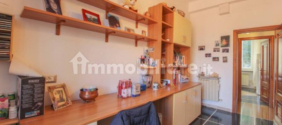 Apartamento de 2 dormitorios en Genoa, Italy No. 67181 9