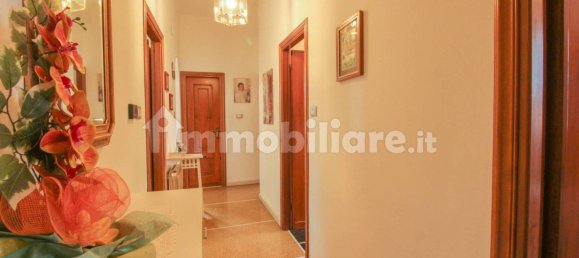 Apartamento de 2 dormitorios en Genoa, Italy No. 67181 16