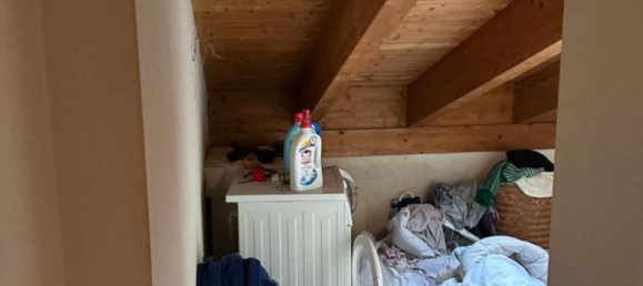 4-salle Appartement à Carpi, Italy No. 95060 42