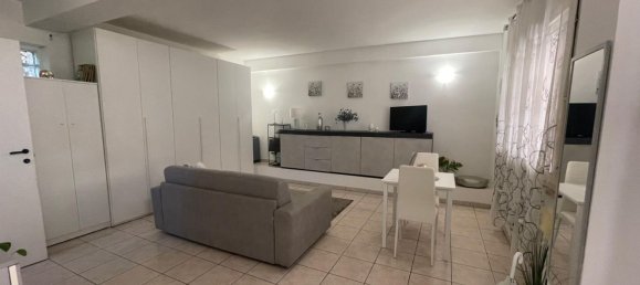 Apartamento de 1 dormitorio en Guidonia Montecelio, Italy No. 335799 18