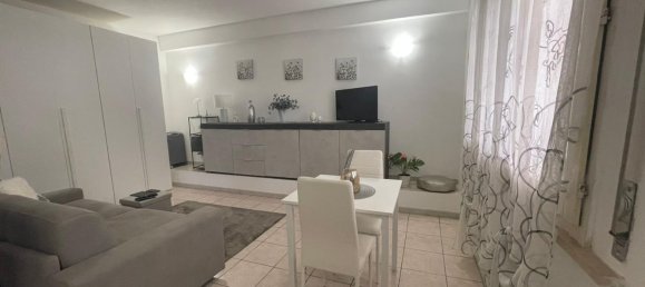 Apartamento de 1 dormitorio en Guidonia Montecelio, Italy No. 335799 10