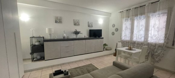 Apartamento de 1 dormitorio en Guidonia Montecelio, Italy No. 335799 3