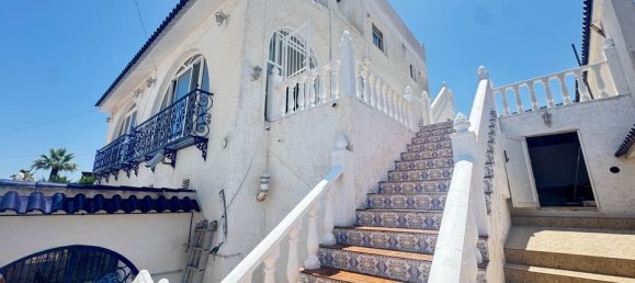 Таунхаус с 3 спальнями в Аликанте, Испания № 190758 4