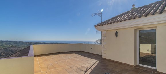 Villa de 7 dormitorios en Estepona, Spain No. 143692 40
