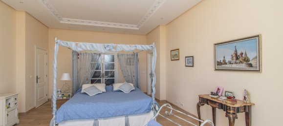 Villa de 7 dormitorios en Estepona, Spain No. 143692 32