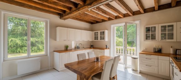 12 bedrooms House in Azay-le-Rideau, France No. 79133 6