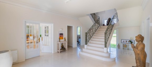 12 bedrooms House in Azay-le-Rideau, France No. 79133 3