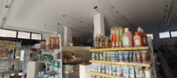 1-Zimmer Gewerbliche Immobilie in Manduria, Italy, Nr. 100858 4