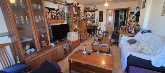 Apartamento de 3 dormitorios en San Vicente del Raspeig, Spain No. 158629 3