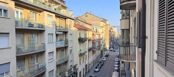 Квартира с 3 комнатами в Турин, Италия № 40137 28