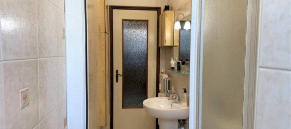 Квартира с 3 комнатами в Турин, Италия № 40137 15