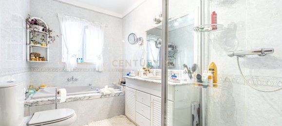 6 bedrooms Villa in Cascais, Portugal No. 141367 15