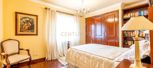 6 bedrooms Villa in Cascais, Portugal No. 141367 13