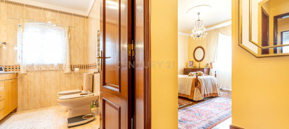 6 bedrooms Villa in Cascais, Portugal No. 141367 20