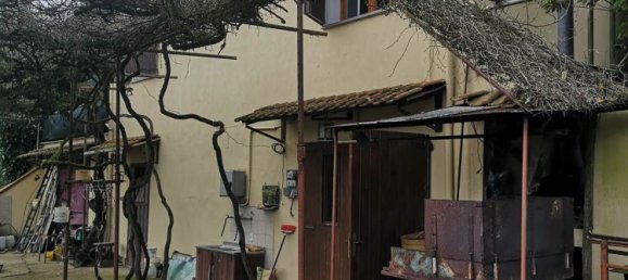 3-Zimmer Haus in San Giovanni Valdarno, Italy, Nr. 226031 25
