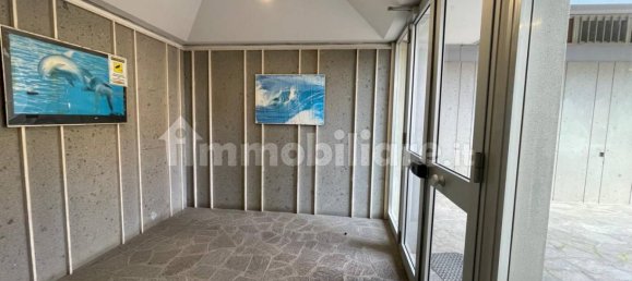 Apartamento de 2 dormitorios en Pomezia, Italy No. 69205 17