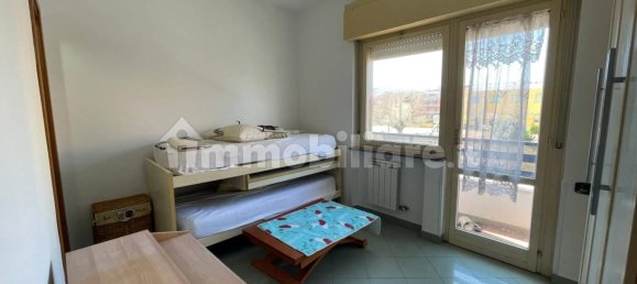 Apartamento de 2 dormitorios en Pomezia, Italy No. 69205 13