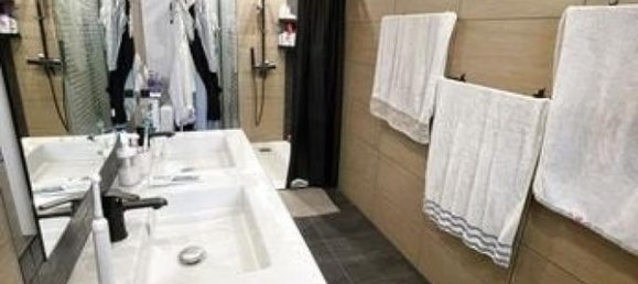 4 chambres Maison à Bornel, France No. 160764 2