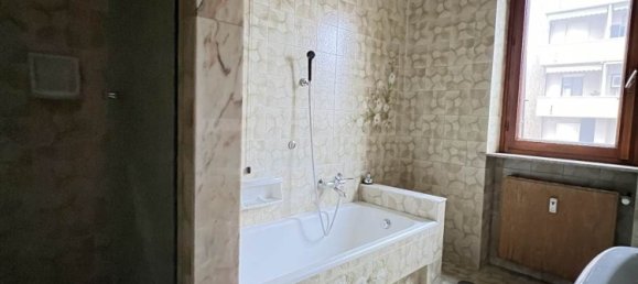 4 rooms Apartment in Piacenza, Italy No. 113169 21