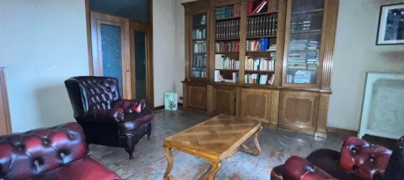 4 rooms Apartment in Piacenza, Italy No. 113169 6