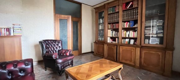 4 rooms Apartment in Piacenza, Italy No. 113169 12