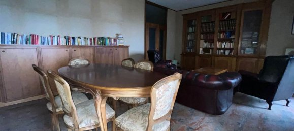 4 rooms Apartment in Piacenza, Italy No. 113169 8
