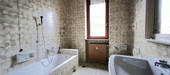 4 rooms Apartment in Piacenza, Italy No. 113169 20