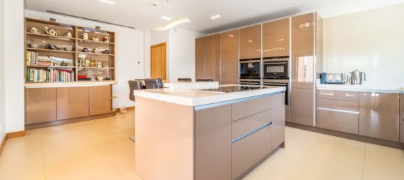 5 bedrooms Villa in Loule, Portugal No. 318160 34