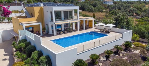 5 bedrooms Villa in Loule, Portugal No. 318160 9
