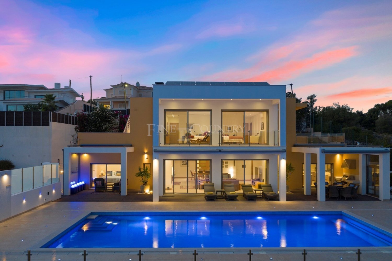 5 bedrooms Villa in Loule, Portugal No. 318160