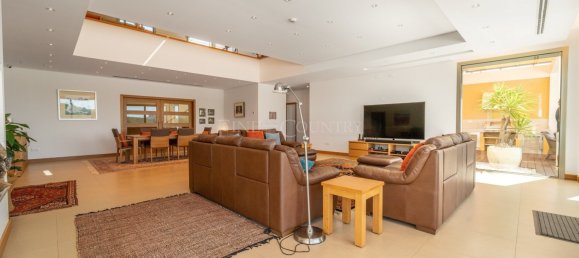 5 bedrooms Villa in Loule, Portugal No. 318160 15