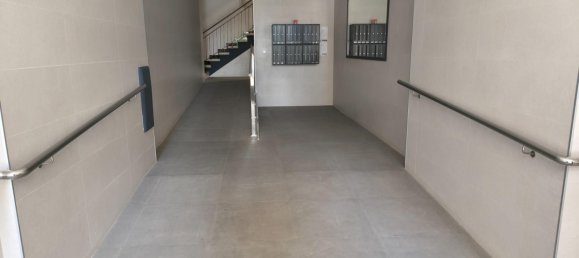 4 bedrooms Apartment in Sant Boi de Llobregat, Spain No. 168717 19