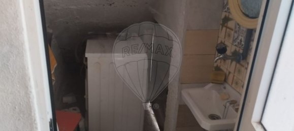 3 bedrooms House in Covilha, Portugal No. 43595 20