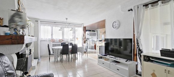 3 bedrooms House in Tournan-en-Brie, France No. 174360 2