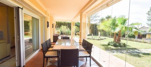 4 bedrooms Villa in Marbella, Spain No. 21772 32