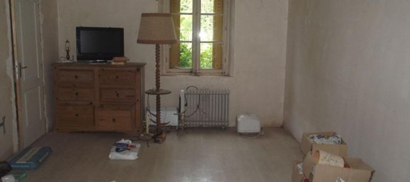 3 bedrooms House in Joncreuil, France No. 300025 4