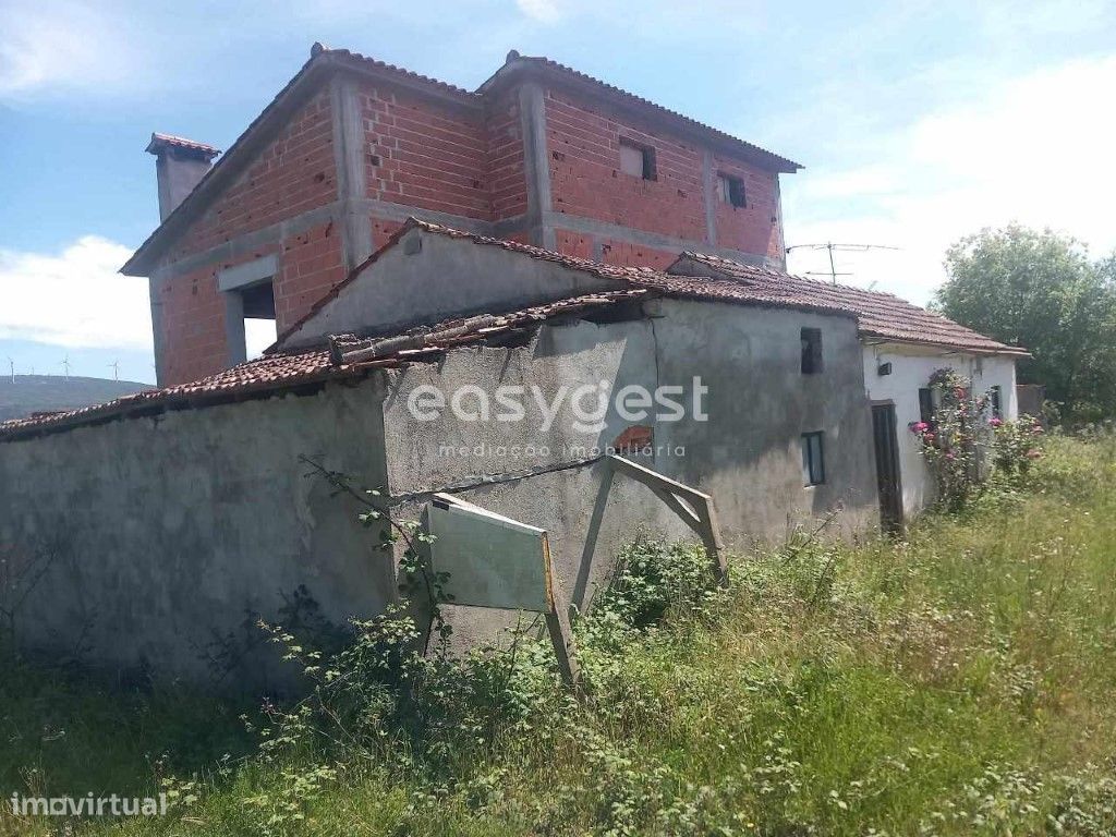 3 bedrooms House in Alvaiazere, Portugal No. 92677