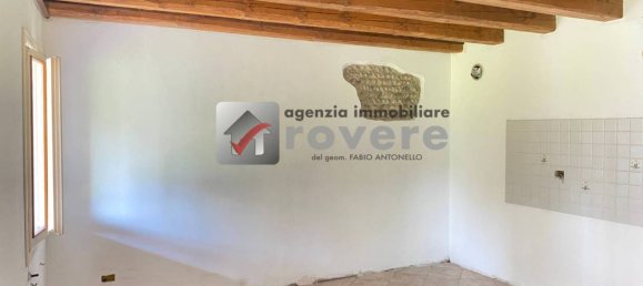 Вилла с 2 спальнями в Тревизо, Италия № 275203 3