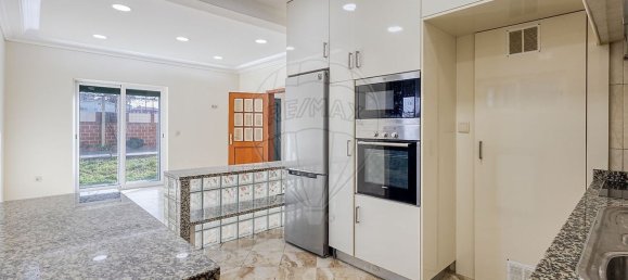 5 Schlafzimmer Haus in Matosinhos, Portugal, Nr. 170486 28