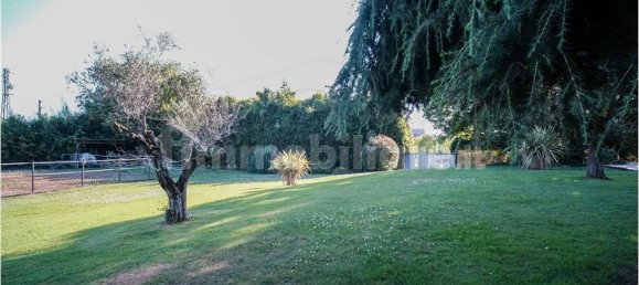 5 bedrooms Villa in Maclodio, Italy No. 337520 19