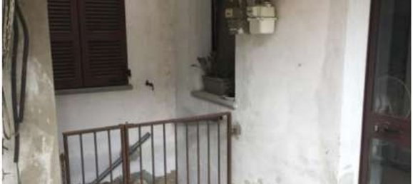 8-Zimmer Haus in Sannazzaro de' Burgondi, Italy, Nr. 193994 18