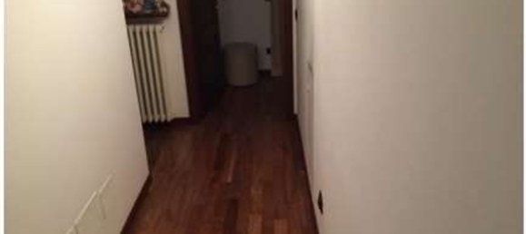 8-Zimmer Haus in Sannazzaro de' Burgondi, Italy, Nr. 193994 30