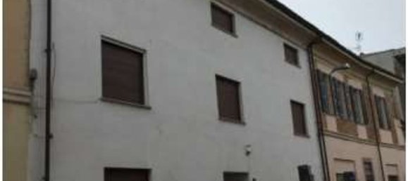 8-Zimmer Haus in Sannazzaro de' Burgondi, Italy, Nr. 193994 9