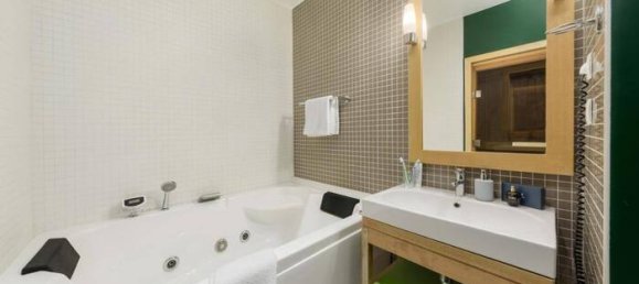 Casa de 4 dormitorios en Chaumont-sur-Tharonne, France No. 89060 22