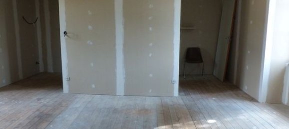 Casa T4 em Saint-Loup-Lamaire, France N.º 300739 6